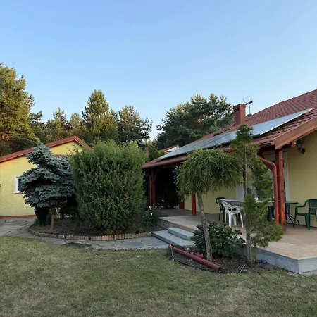 Holiday home Zajecza Zagroda - Caly Dom Na Wylacznosc Nad Jeziorem Lincjusz, 0,5ha Sadu I Lasu *