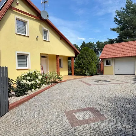 Zajecza Zagroda - Caly Dom Na Wylacznosc Nad Jeziorem Lincjusz, 0,5ha Sadu I Lasu Holiday home Miastko (Leszno)