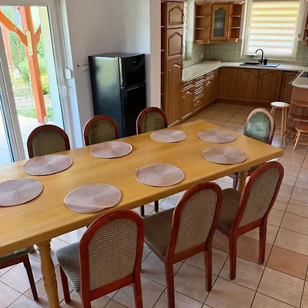 Holiday home Zajecza Zagroda - Caly Dom Na Wylacznosc Nad Jeziorem Lincjusz, 0,5ha Sadu I Lasu *