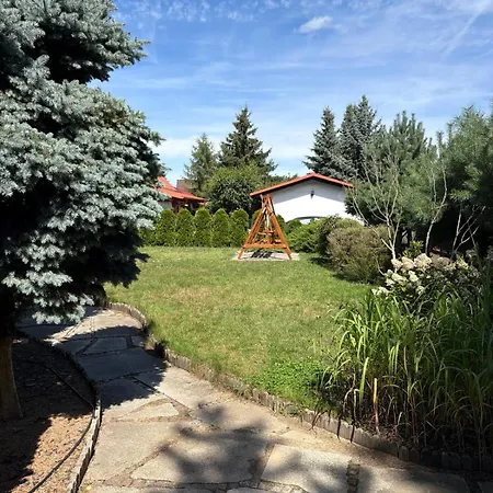 Holiday home Zajecza Zagroda - Caly Dom Na Wylacznosc Nad Jeziorem Lincjusz, 0,5ha Sadu I Lasu Miastko (Leszno)