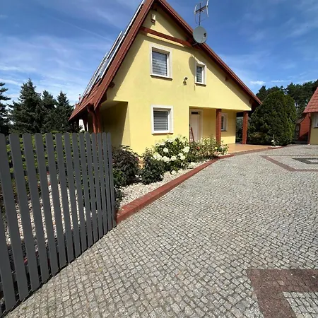 Zajecza Zagroda - Caly Dom Na Wylacznosc Nad Jeziorem Lincjusz, 0,5ha Sadu I Lasu Miastko (Leszno)